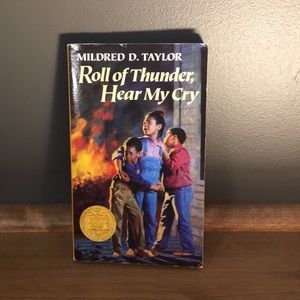 2/$12💵 Roll of Thunder,Hear my Cry Mildred Taylor